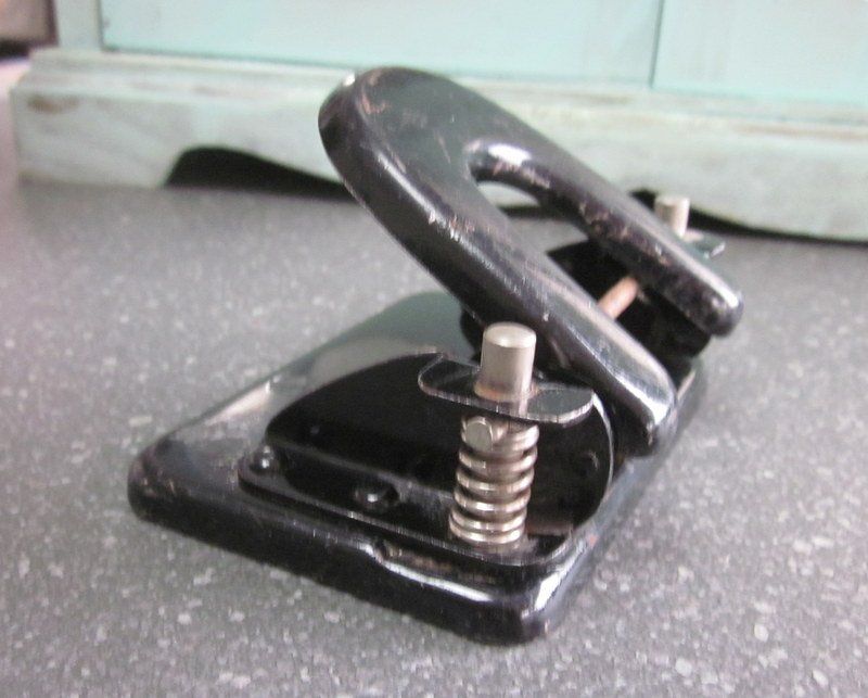 Alle Werkzeuge: Vintage Locher ESO Made in Germany – Gebraucht aus Bischofszell von raika
