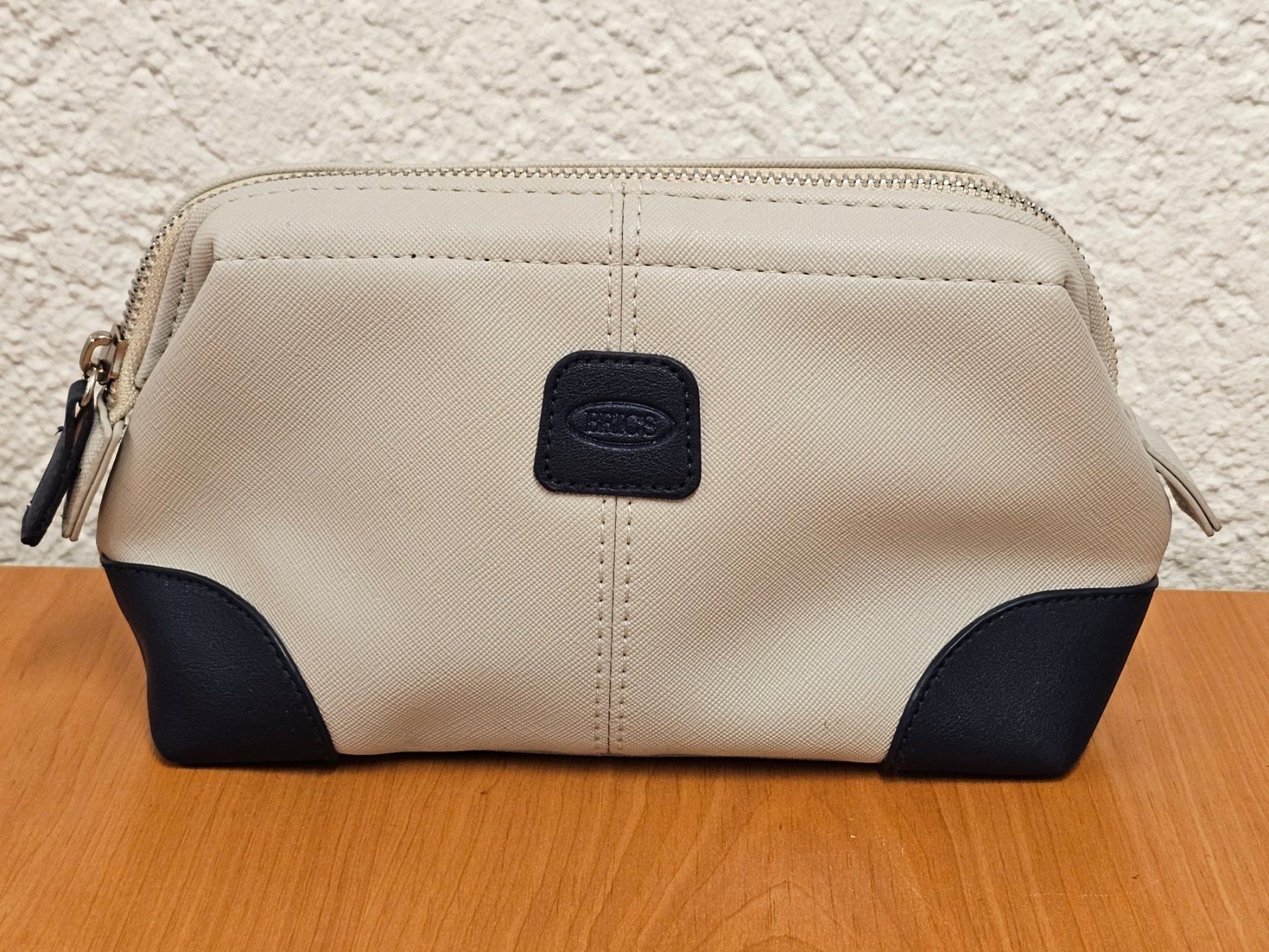 Brics Taschen für Damen: Belle trousse / sac de la marque BRICS – Neu und originalverpackt aus Bernex von MarkusShultz