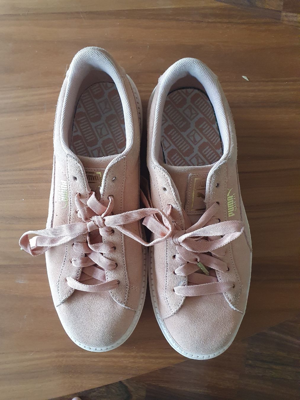 Puma Chaussures femmes: Puma Platform Sneakers Pink Suede Size 41  – D'occasion à Zürich par nit_7c9k 1
