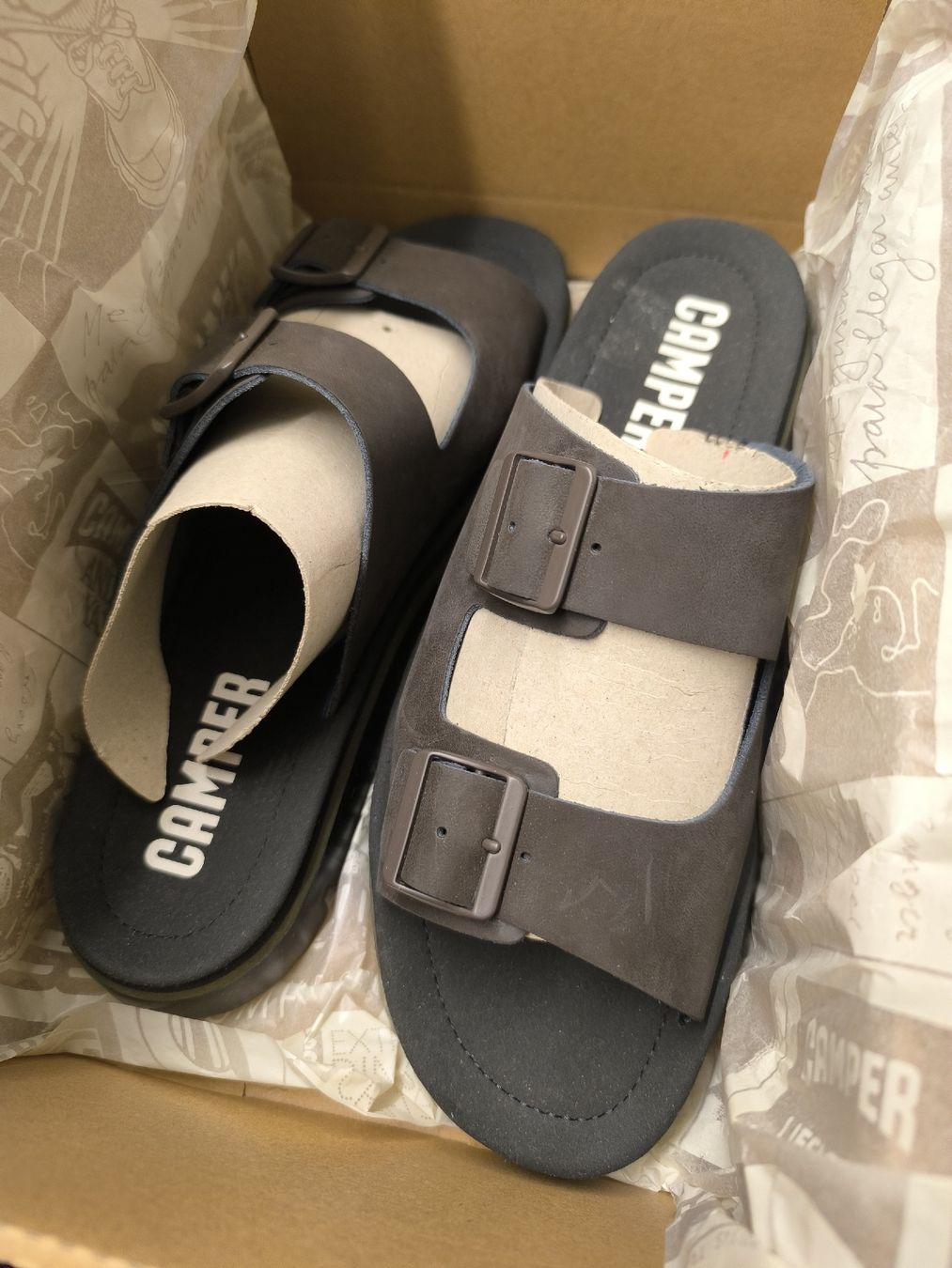 Camper Scarpe da uomo: Camper Sandalen Oruga NEU Grösse 44 – Nuovo e nell'imballaggio originale da Winterthur venduto da Tinot