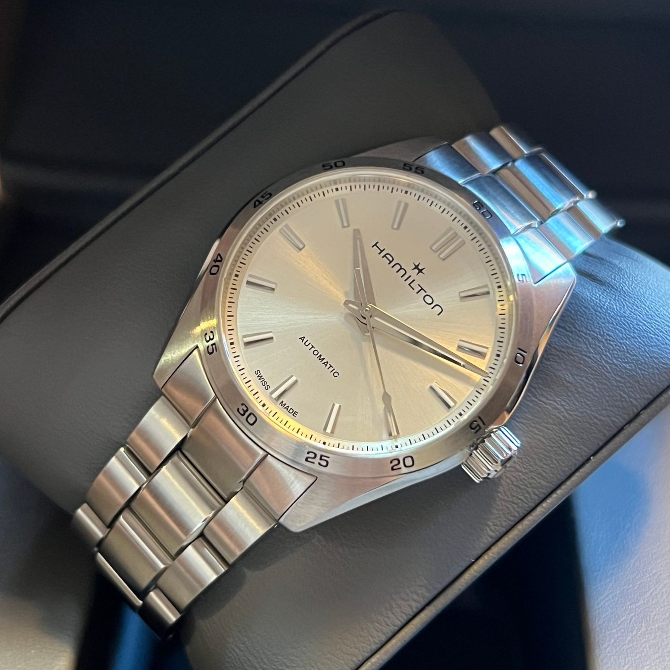 Hamilton Orologi: Hamilton Jazzmaster Auto Silver Dial Full Set H36105150 – Usato da Carouge GE venduto da Watchaser 8