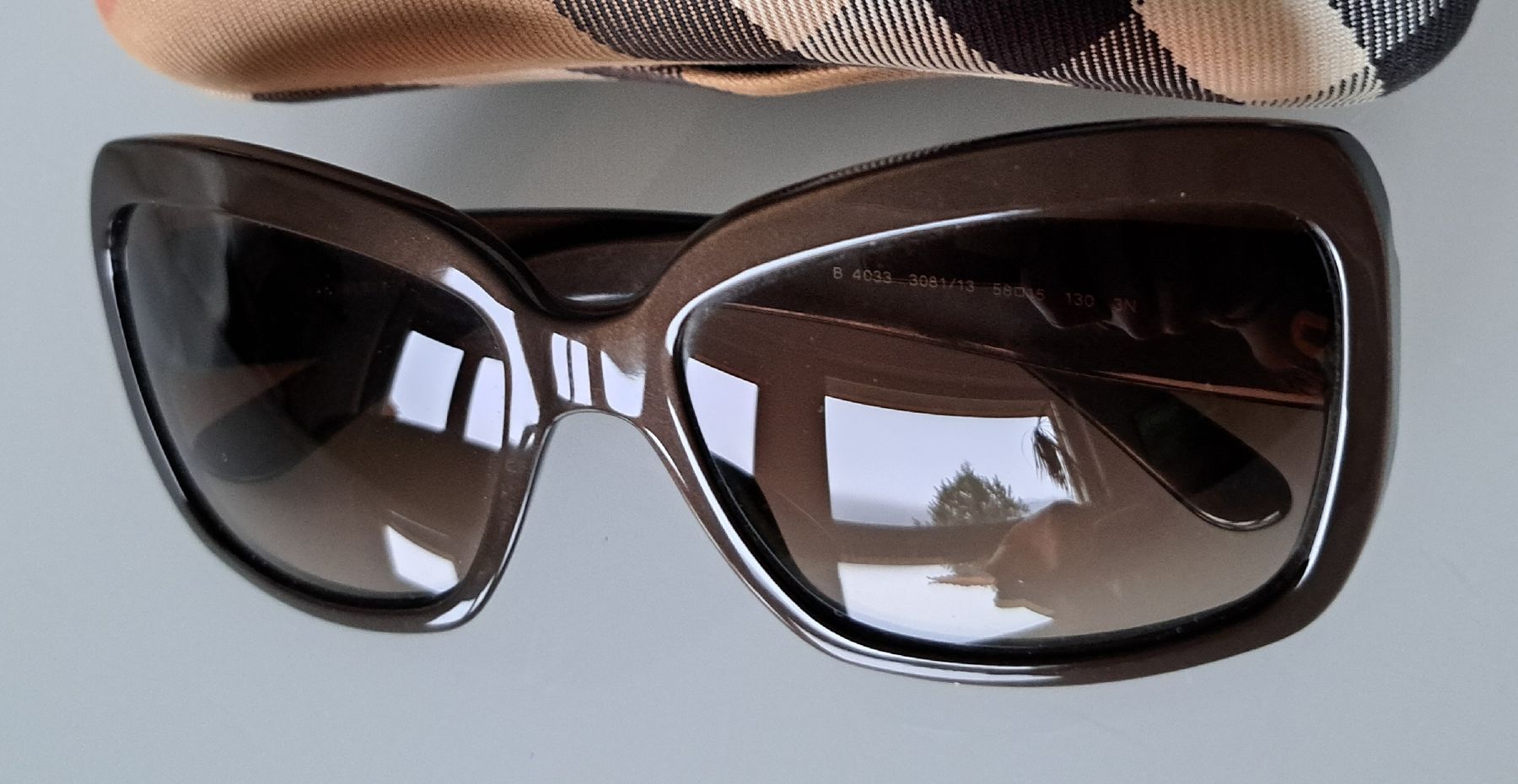Burberry Occhiali & Lenti: Burberry Sonnenbrille – Usato da Taverne venduto da SelenaR. 1