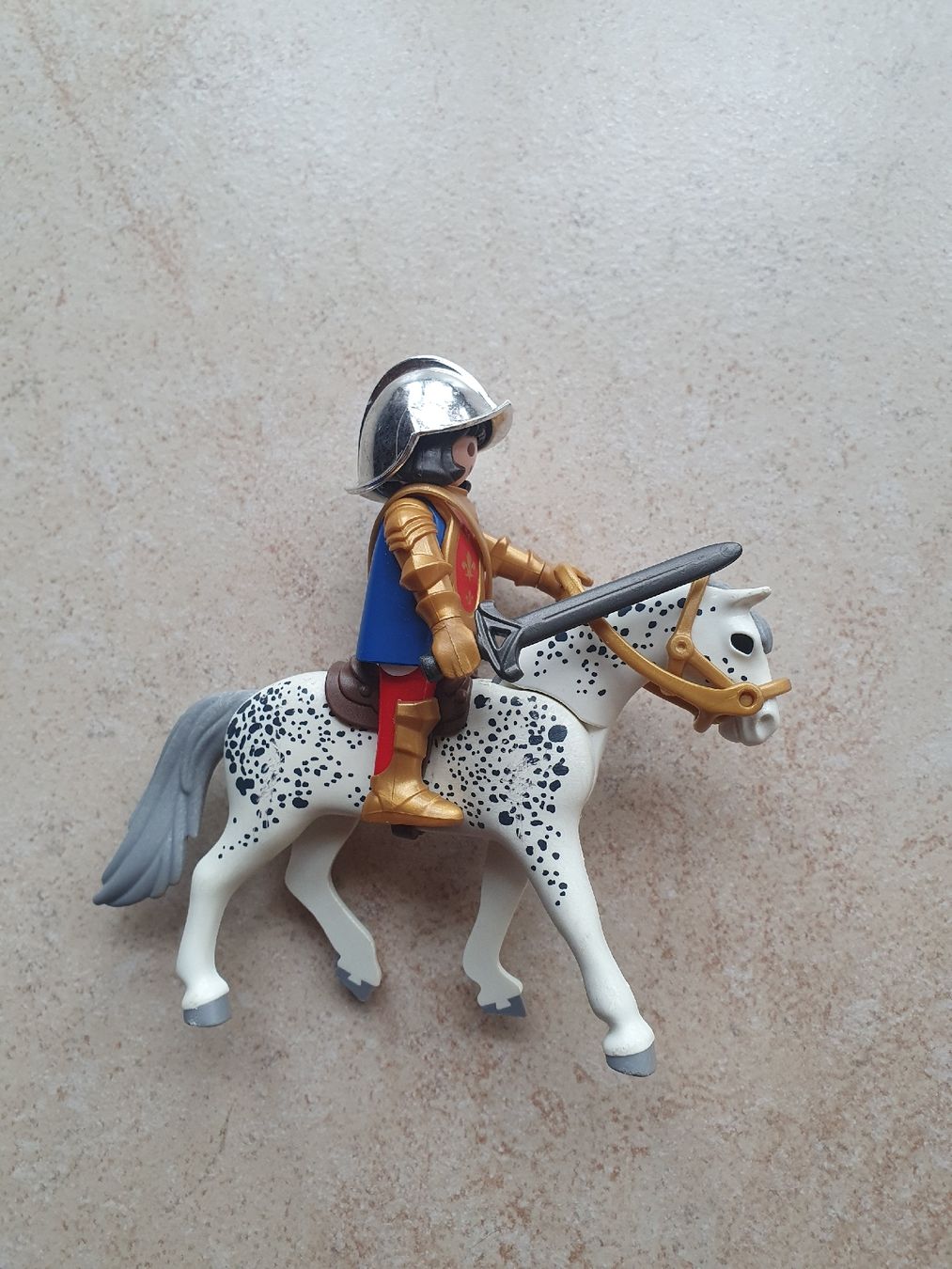 Playmobil Giocattoli: Playmobil Figur Ritter mit Pferd – Usato da Herznach venduto da _.Puch._ 1