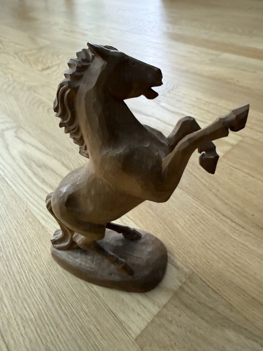 Statuette: Holzpferd geschnitzt, Dekofigur! – Usato da Wil SG venduto da man_jcm5
