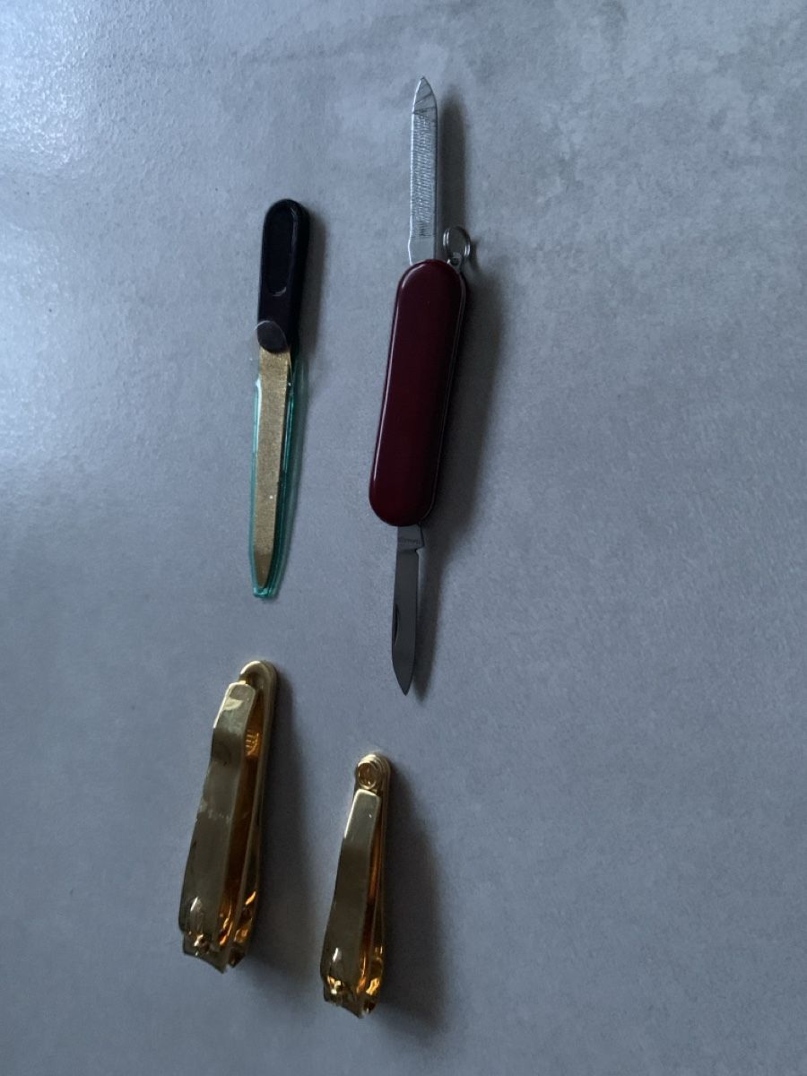 Manicure: Nagelpflegeset – Nuovo e nell'imballaggio originale da Zuzwil SG venduto da alfaromeo159ti