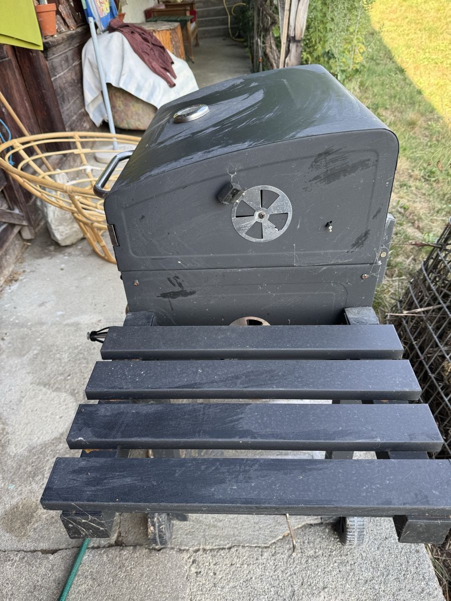 Griglie: BBQ Grill - Holzofen – Usato da Oberwil i. S. venduto da ulr_qy5d 1