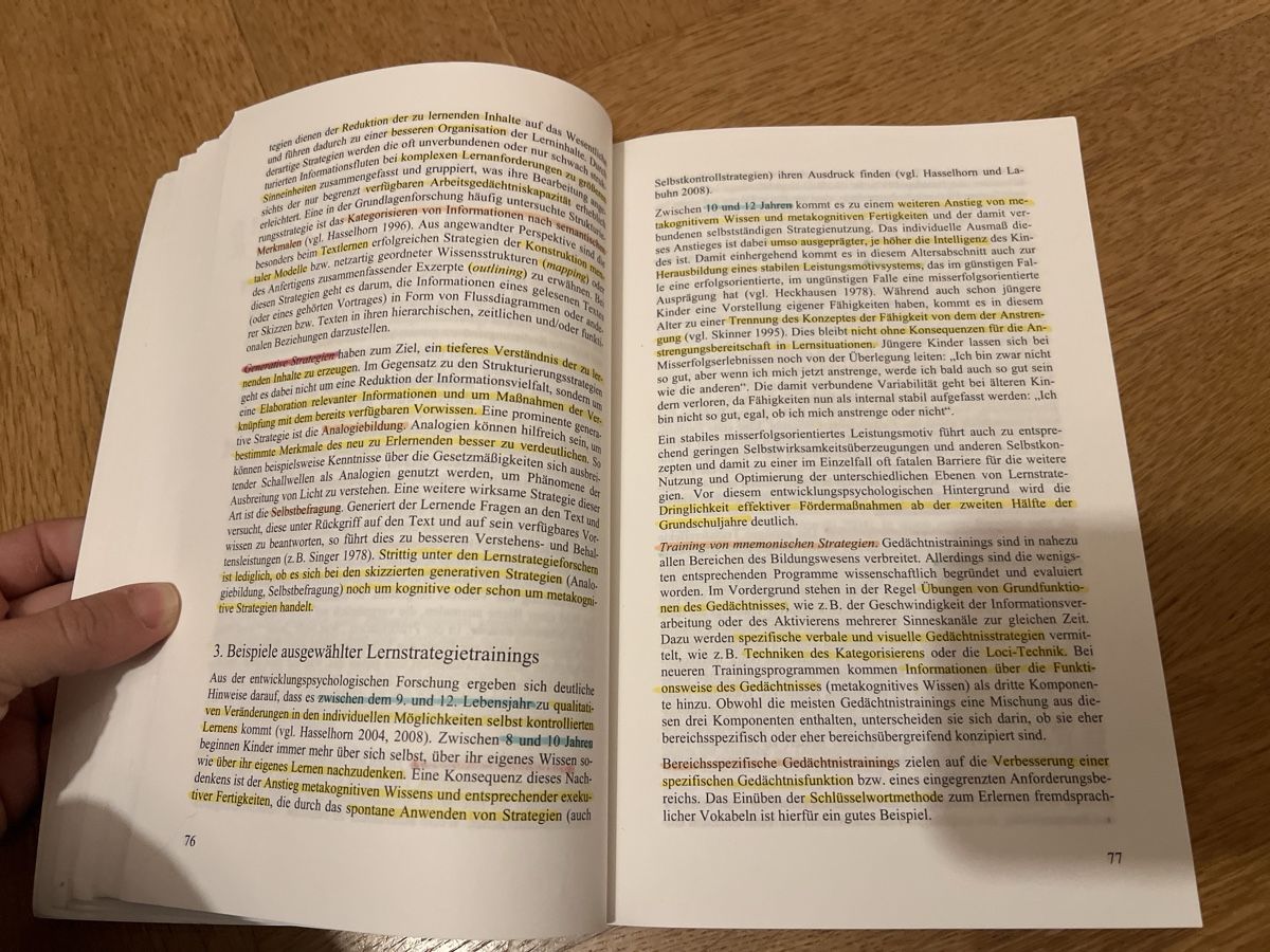 Livres: Buch Pädagogische Interventionsforschung  – D'occasion à Bern par nad_f22r 1