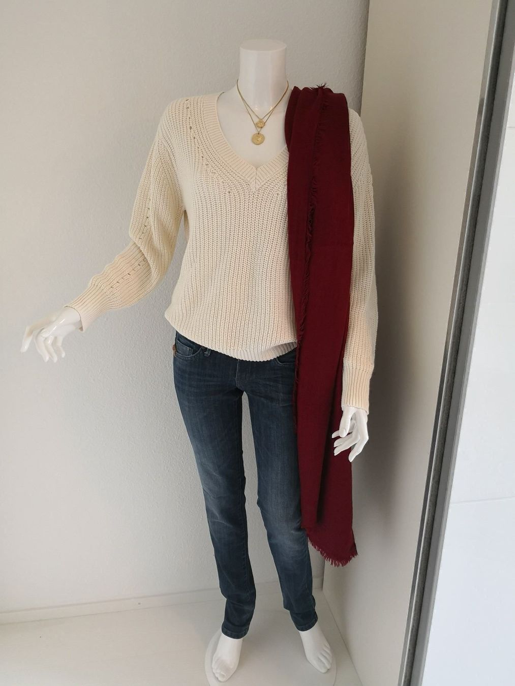 Mango Pulls & Sweat-shirts: 🤩MANGO STRICK PULLOVER ECRU & V-SCHNITT NEU & D&G P. – Neuf (Voir description) à Olten par Naja-Twins-Twins 2