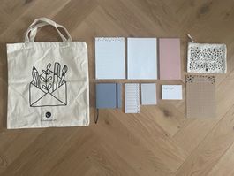 feines Notizbücher und Papier, Taschen