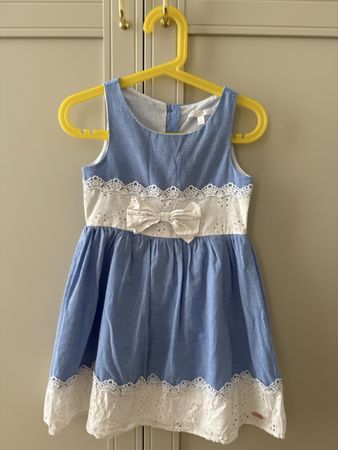 Tahari girl‘s dress 110-116