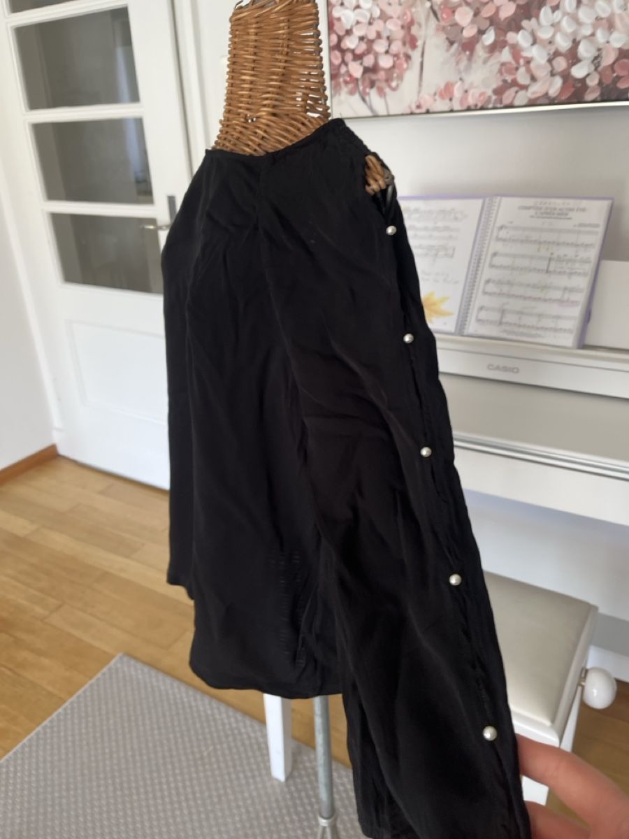 Massimo Dutti Blusen: Bluse, Massimo Dutti mit Perlen, S – Gebraucht aus Solothurn von Bobesch08 2