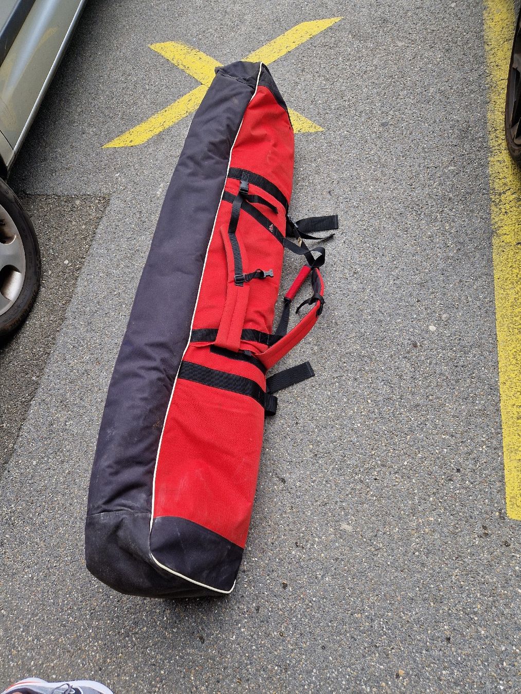 Taschen: Snowboardtasche inkl.Snowboard – Gebraucht aus Wittenbach von garbis 3