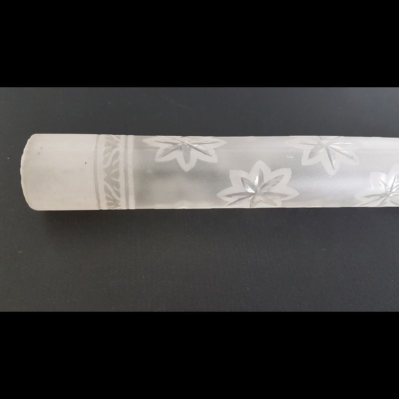 Gläser: Zwei antike Glaskerzen satiniertes Glas – Gebraucht aus Kaltbrunn von Lexus3 6