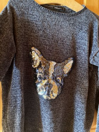 Kuscheliger Damenpulli mit Bulldogge Gr. L/XL