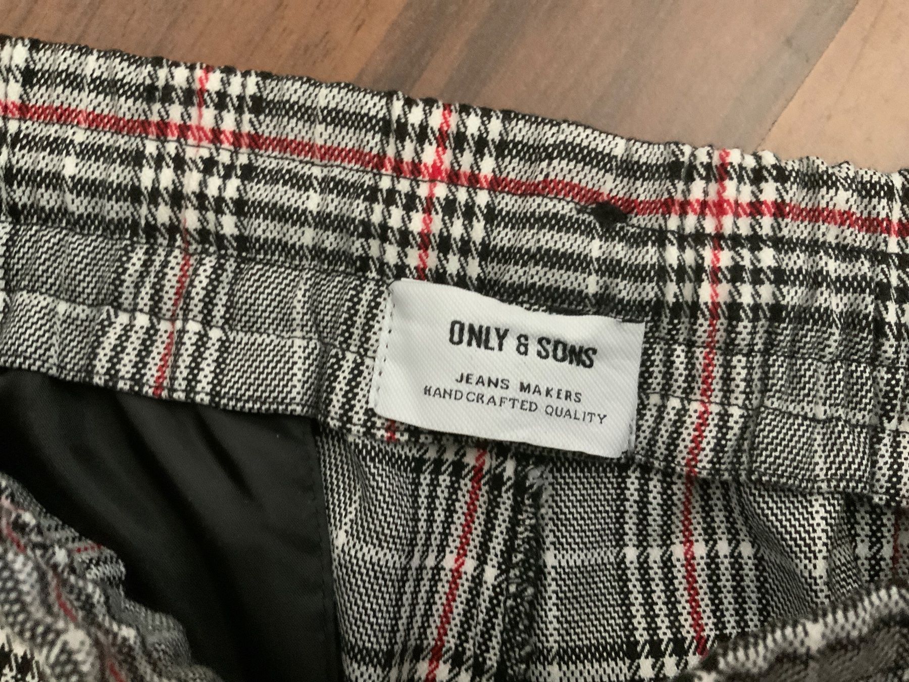 Pantalons: Freizeithose GR M – Neuf avec emballage d'origine à Langnau am Albis par Judithsebi 1