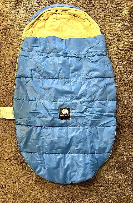 Sacchi a pelo: Kinder Schlafsack von Deryan – Usato da Kilchberg ZH venduto da SyFo286