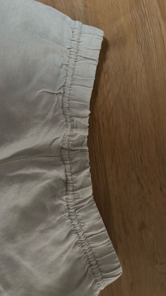 Hosen: Leinenhosen beige – Gebraucht aus Roggwil BE von R.. 3