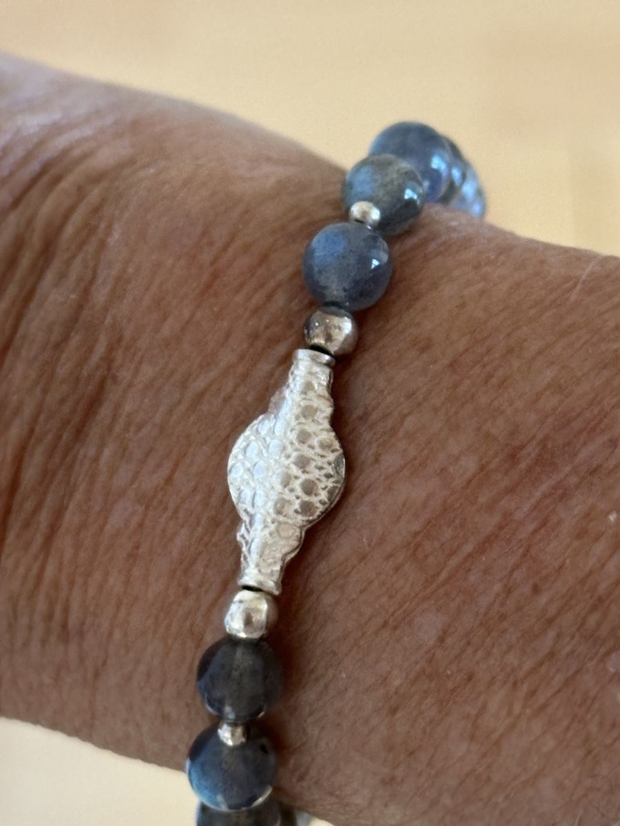 Armbänder & -reifen: Labradorit Armband – Neu und originalverpackt aus Niederglatt ZH von Silberschmuck-design