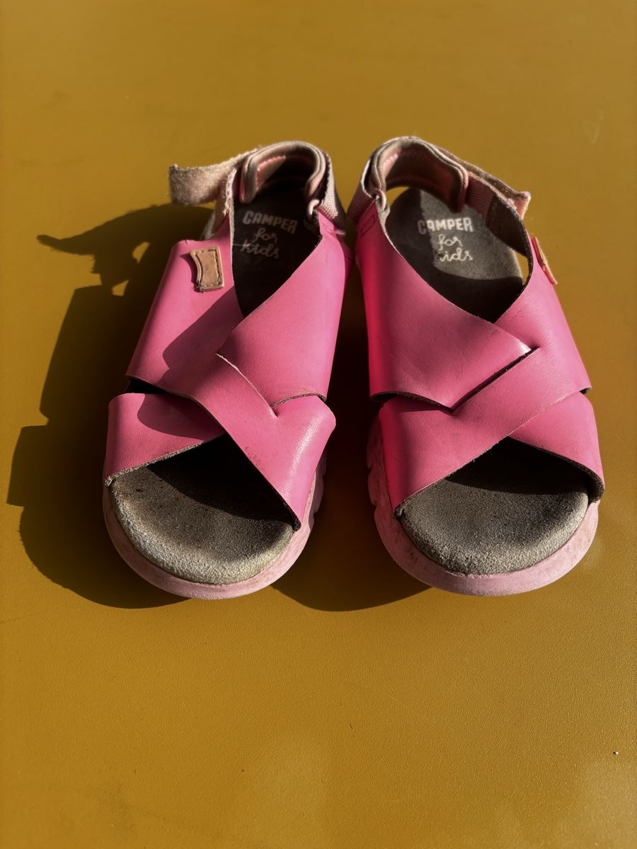Camper Scarpe per ragazze: Camper Kinder Sandalen, Gr. 30, Pink – Usato da Zürich venduto da CallMeAppetite