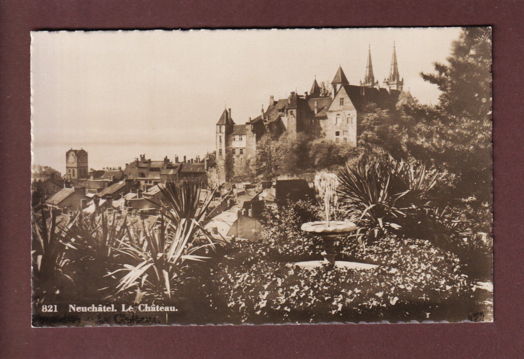 Cartoline postali: NEUCHÂTEL - Le Château - 1936 – Usato da Pully venduto da nicecards