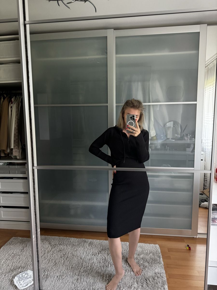 Kleiderpakete: Black Blouse + Skirt – Neu (gemäss Beschreibung) aus Sattel von Zlata1