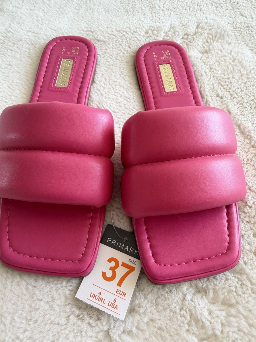 Primark Damenschuhe: Pink Sandals – Neu und originalverpackt aus Lausanne von naa_f7gg 1