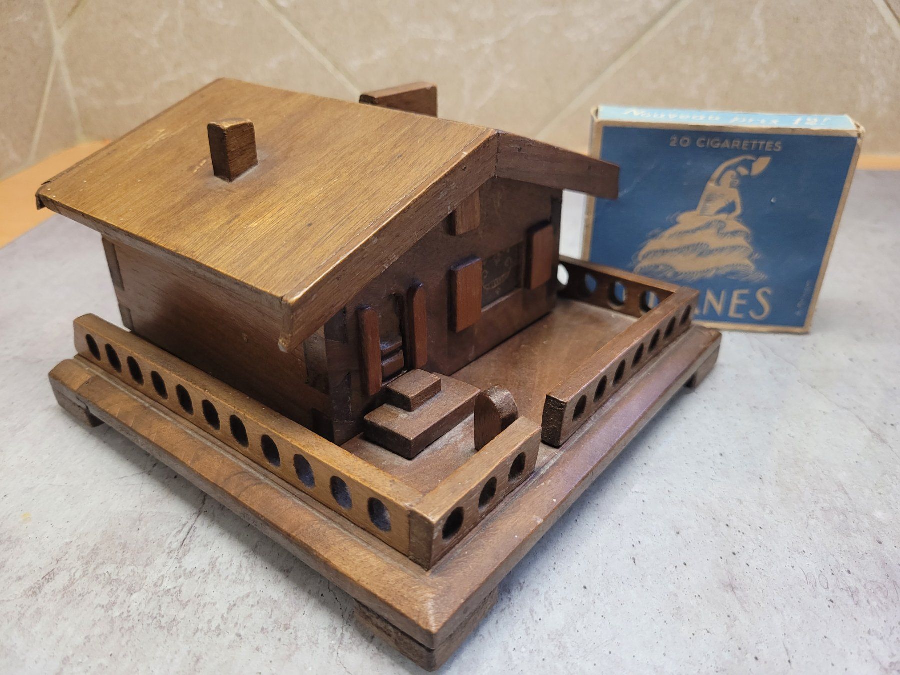 Altri Prodotti per fumatori: Boîte à cigarettes Chalet vintage – Usato da Bevaix venduto da pac_7gyt 1