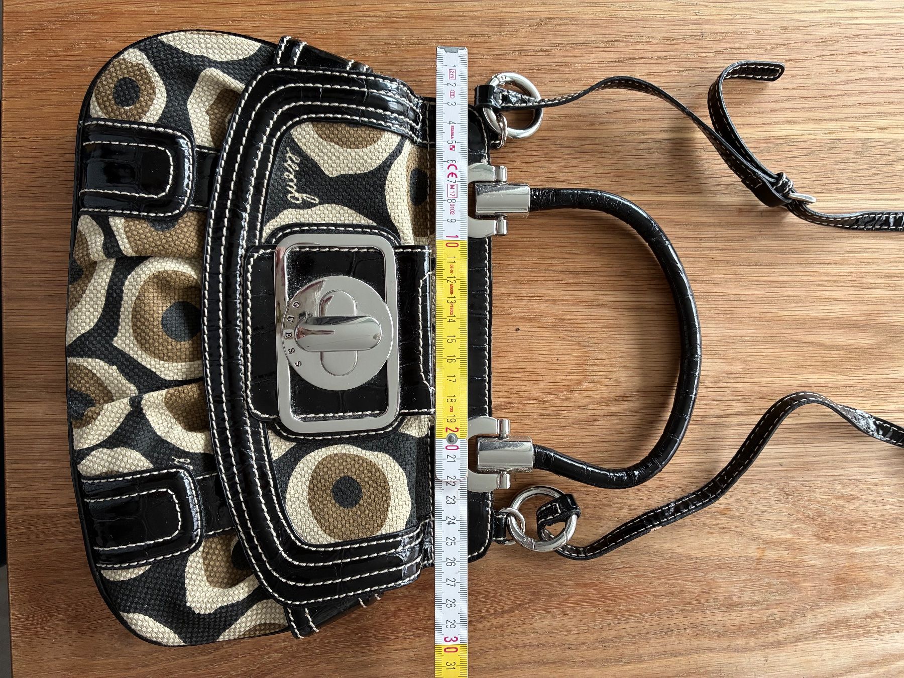 Guess Borse da donna: Borsetta Guess Vintage – Usato da Muralto venduto da eva_bjp2 3