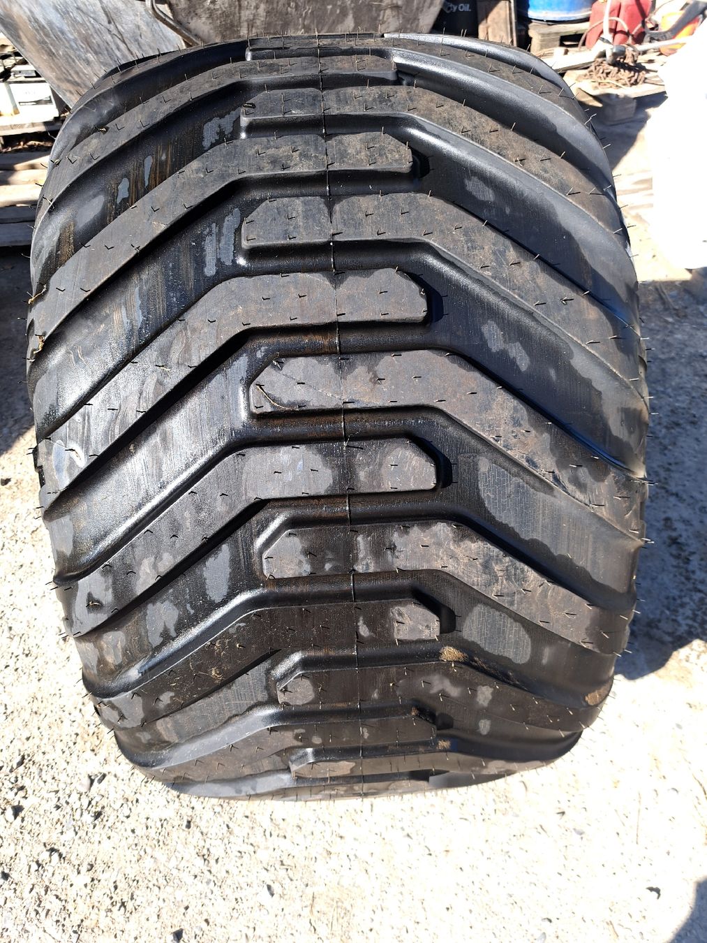 Pneus & Kompletträder: Nokian ELS 710/45 R 22.5 – Neu (gemäss Beschreibung) aus Mettmenstetten von Kappelhof