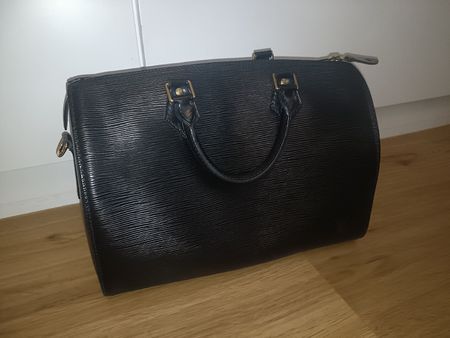 Louis Vuitton Speedy Epi Leder schwarz guter Zustand