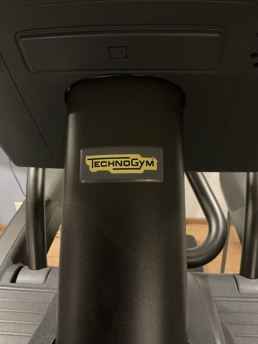 Technogym Vélos d'appartement: Technogym Crosstrainer - Unity-Exite 1000 – D'occasion à Aesch ZH par Shoper1 1