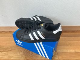 Adidas Superstar Sneaker Schwarz Weiss Gold, Grösse 44, 2/3