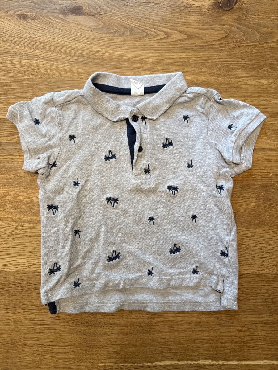 Migros Camicie, T-shirt & Polo: Jungen Poloshirt Gr. 98 – Usato da Rohr b. Olten venduto da -FaLu-