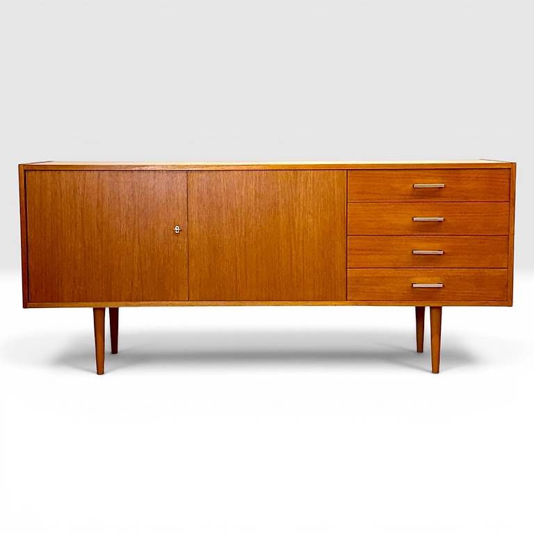Commodes: Mid Century teak Sideboard by Wohnbedarf – D'occasion à basel par vintory.ch