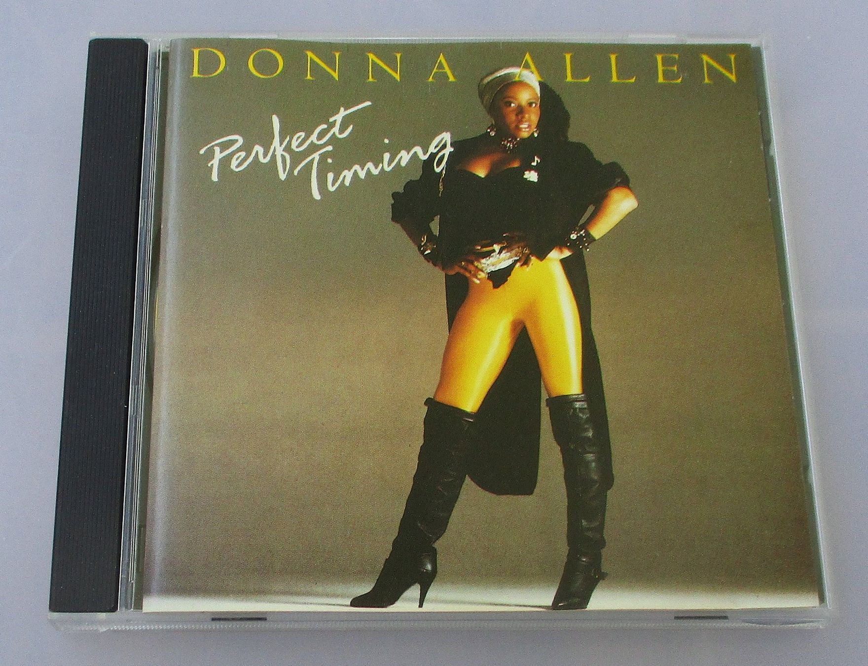 CD: DONNA ALLEN - Perfect Timing – Usato da Wattwil venduto da Muriel11