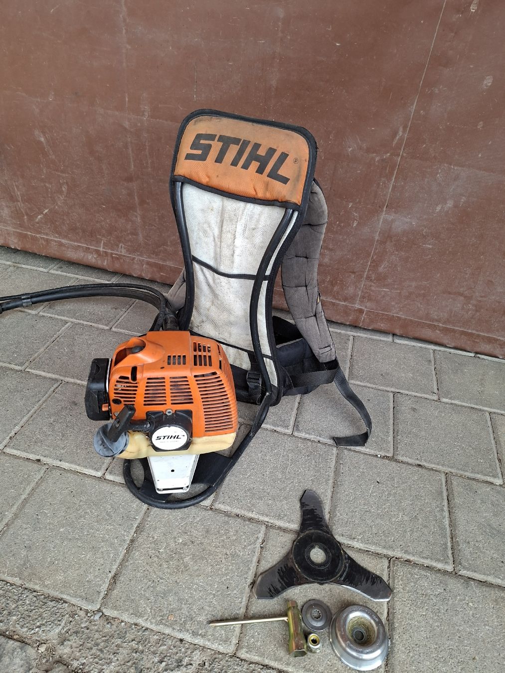 Stihl Tutti gli attrezzi: STIHL FR 85 Freischneider Motorsense  – Usato da Niederuzwil venduto da Dakitiki 3