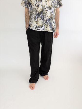 Schwarze  - Sommerhose - Grösse M - Lässig!