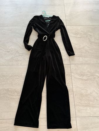 Mango Jumpsuit black velvet with belt good condition