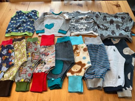 HANDMADE - BABYKLEIDER-PAKET,  Gr. 74/80  UNIKATE