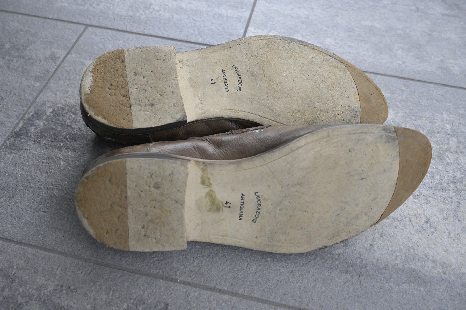 Scarpe da uomo: Damenschuh Pasito Grösse 40 – Usato da Eschenbach SG venduto da MarThu 3