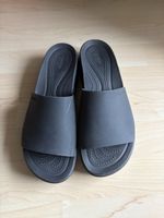 Crocs Brooklyn Slides Gr. 39 Schwarz Schuhe