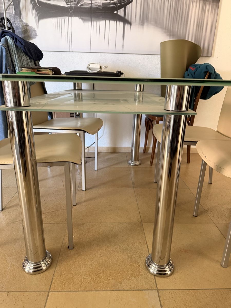 Tavoli: Glas Esstisch mit Chrom-Beinen – Usato da Zofingen venduto da Mellocco 1
