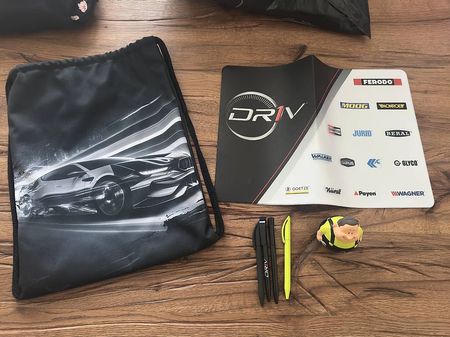 Turnbeutel Bag mit Auto-Aufdruck inkl. Mausmatte