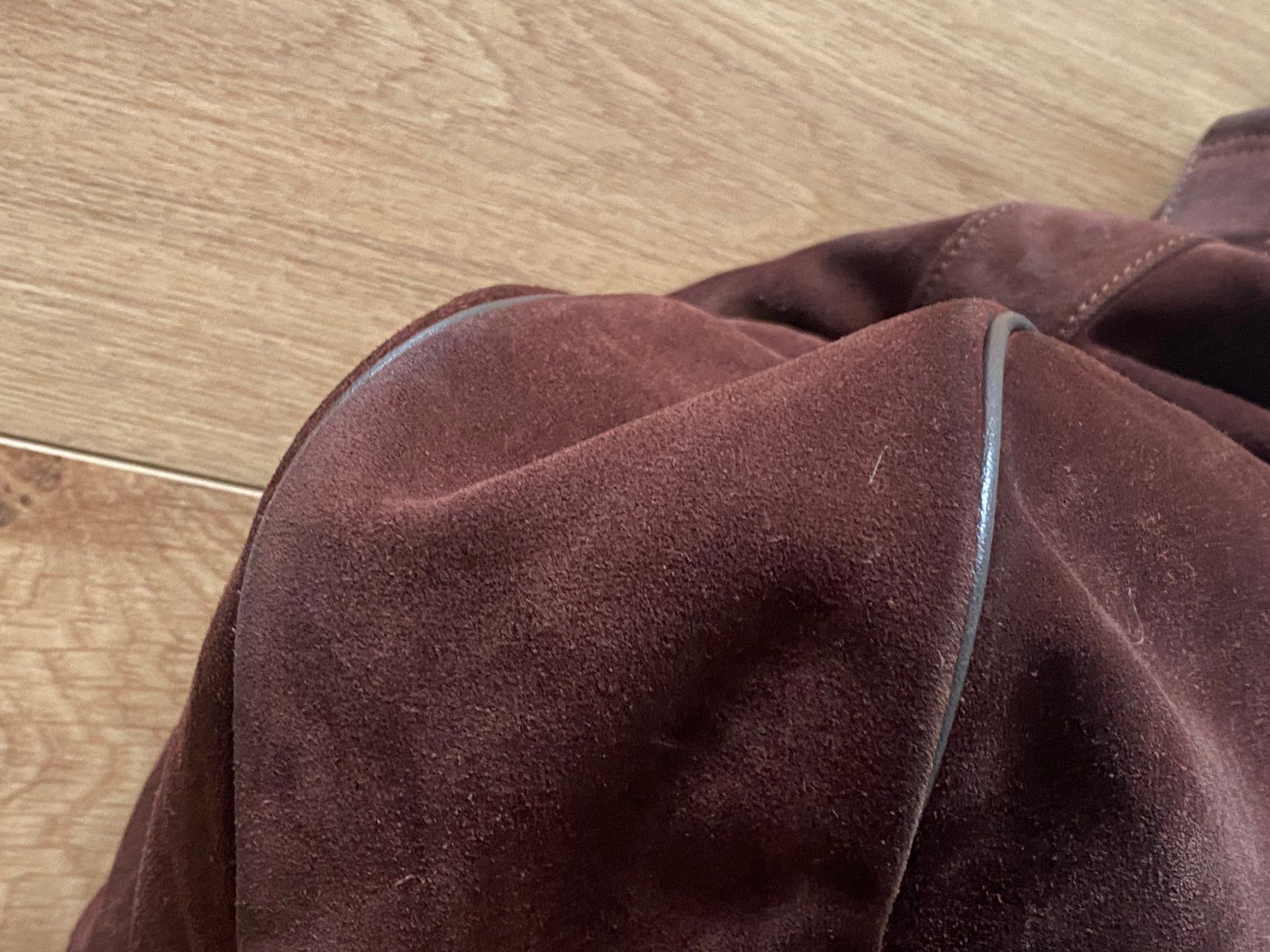 Longchamp Borse da donna: A vendre sac Longchamp en daim – Usato da Le Vaud venduto da cva_g6bb 3