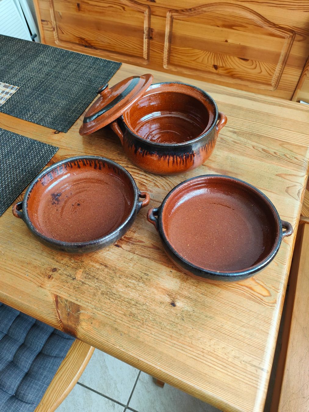 Töpfe: Römertöpfe Keramik-Set (Topf mit Deckel + 2 Schalen) – Gebraucht aus Recherswil von beawuethrich 1
