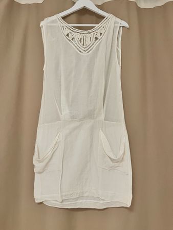 Robe Sandro blanche taille 1 très bon état