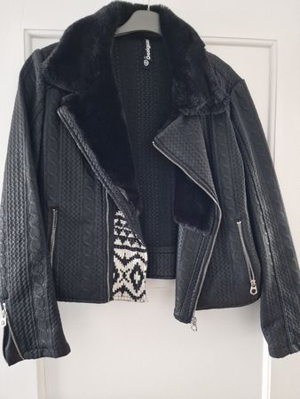 Desigual Winterjacke, Schwarz, Grösse 44, wie neu! Top! 