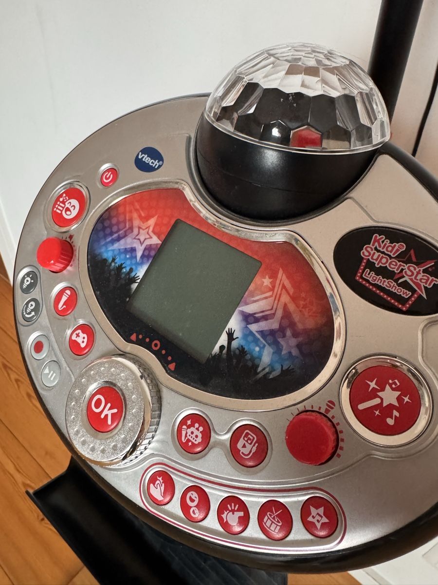 Vtech Spielzeuge: Vtech Kidi Superstar Mikro/Musik/Party – Gebraucht aus Zürich von warioner 3