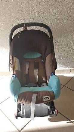 Seggiolini per auto: Siège auto isofix Roemer – Usato da Bournens venduto da fra_gc2c