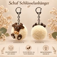 Schaf-Schlüsselanhänger mit flauschigem Fell und Holzdetails